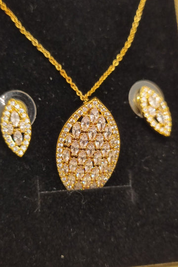 2 piece Gold jewellery set
