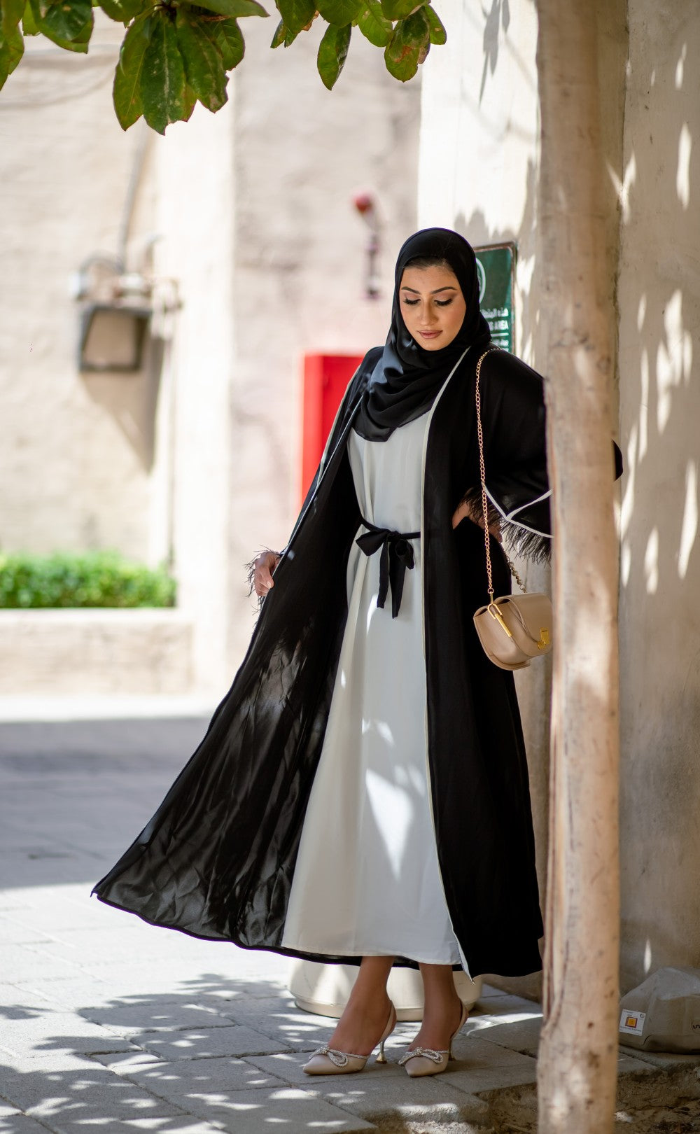 Feather Deluxe 3 Piece Abaya